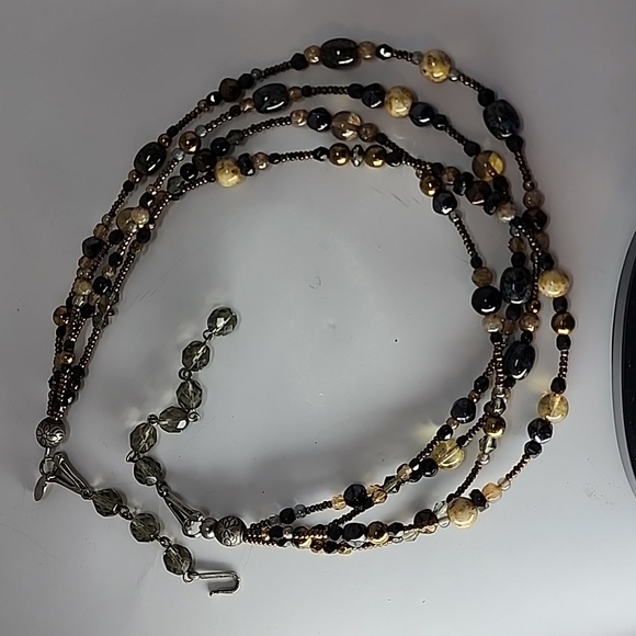 Mei Fa Four Strand Beaded Necklace - Picture 9 of 10